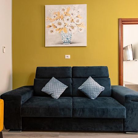 Attico Grand Terrace Apartment Alba  Luaran gambar
