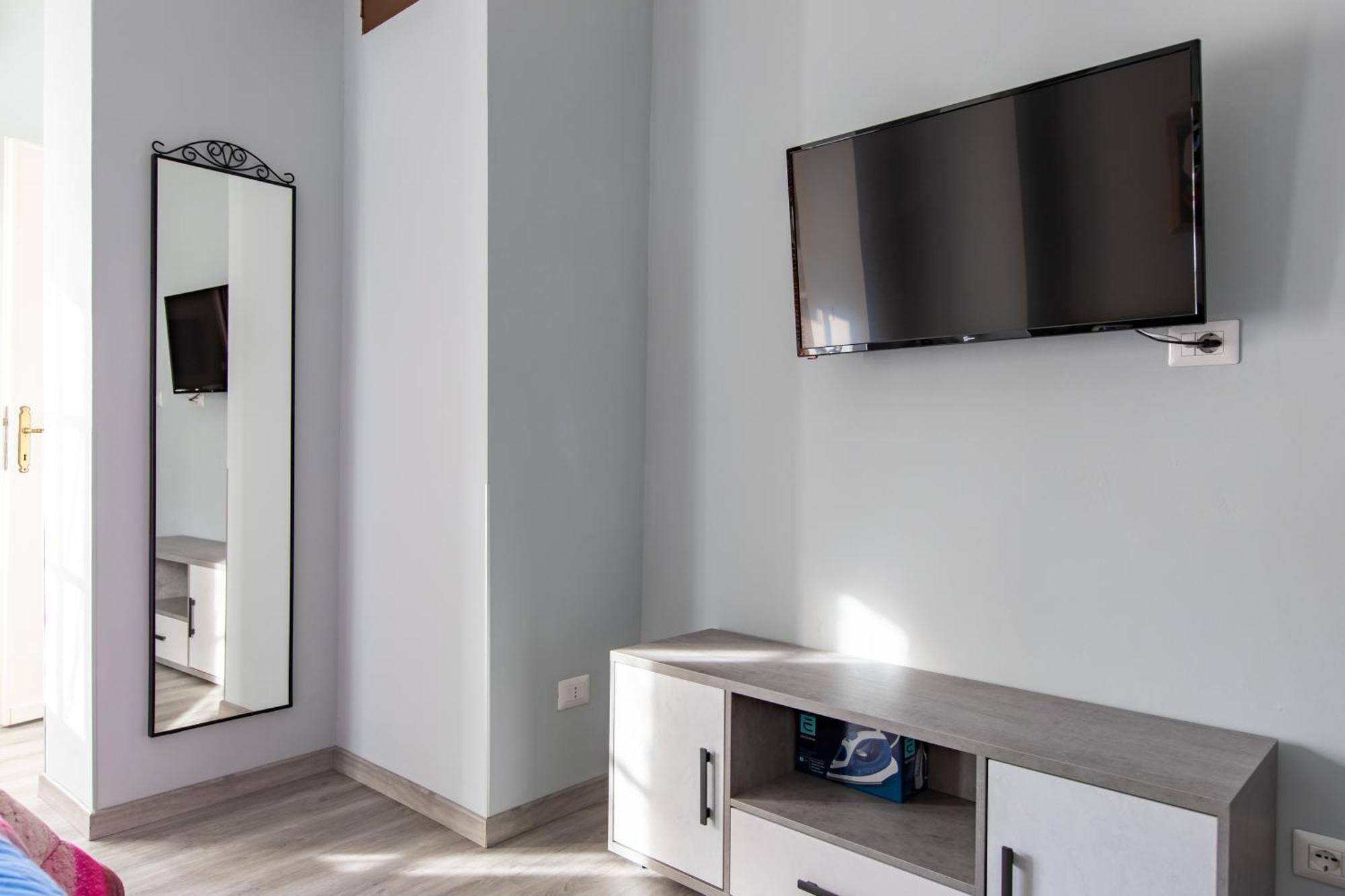 Attico Grand Terrace Apartment Alba  Luaran gambar